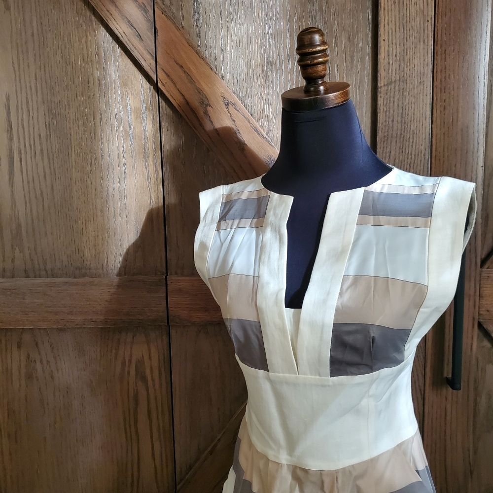 LAST CHANCE Armani Collezioni Striped Dress - Picture 2 of 5